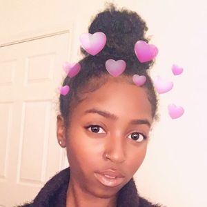 Meet your Posher, Nichelle